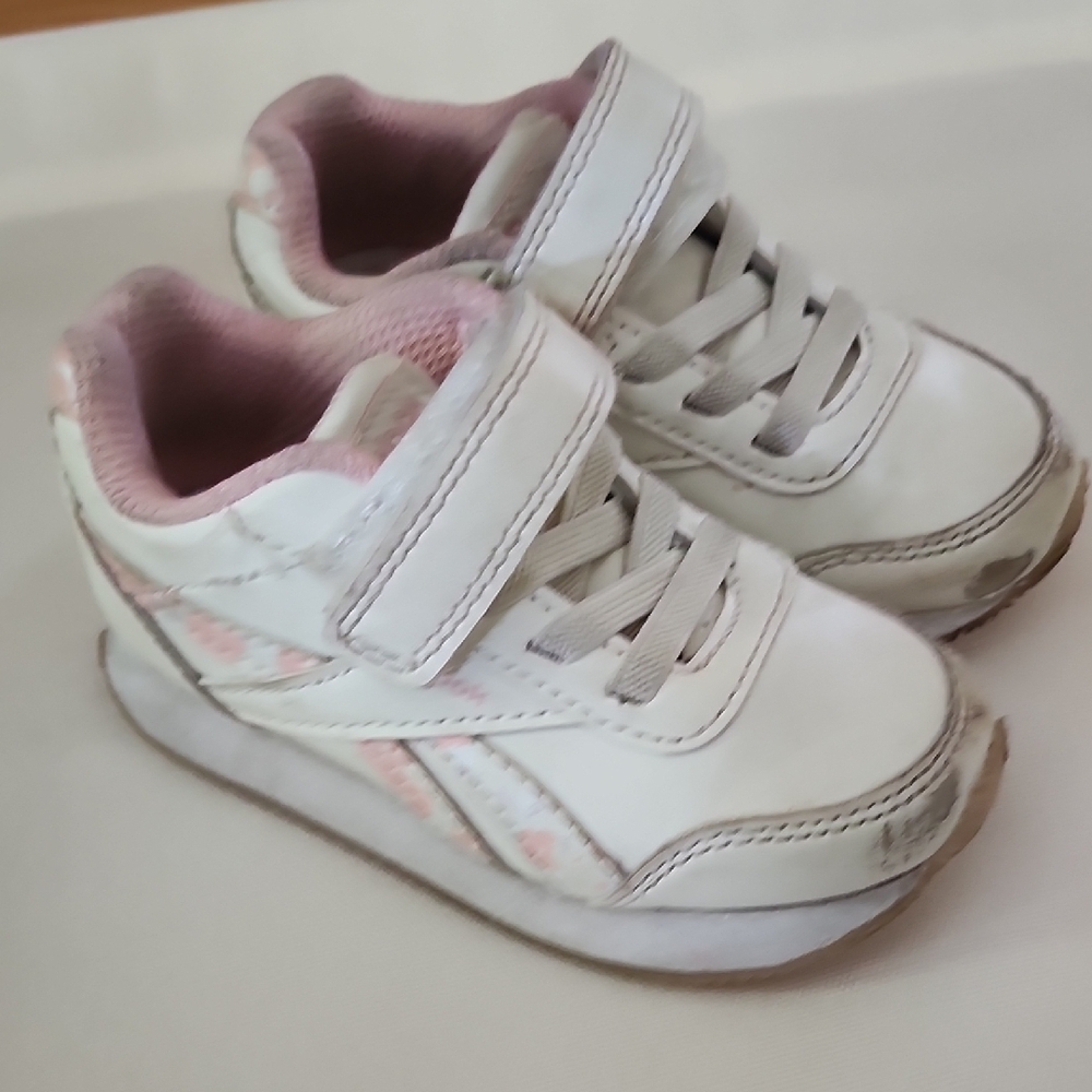 Reebok Kids White and Pink Sneakers Size 6C